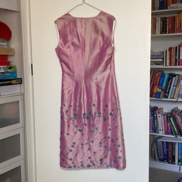 vintage milk pink silk dress (with flower bead detailing!!), size 10 womens - Picture 2 of 4